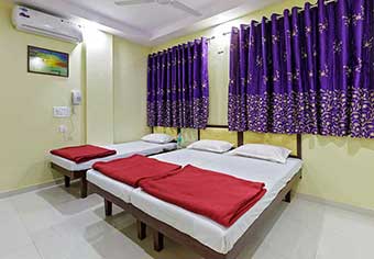 Wadikar bhakta Niwas , Kolhapur