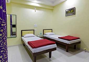 Wadikar bhakta Niwas , Kolhapur