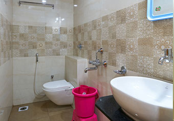 Wadikar bhakta Niwas , Kolhapur