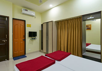 Wadikar bhakta Niwas , Kolhapur