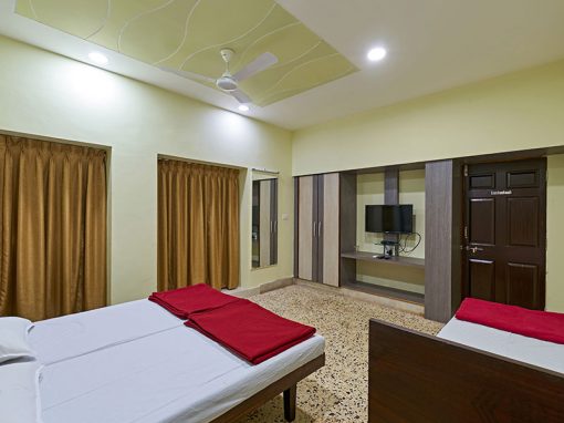 Spl. Deluxe AC Triple Bed - Image 6